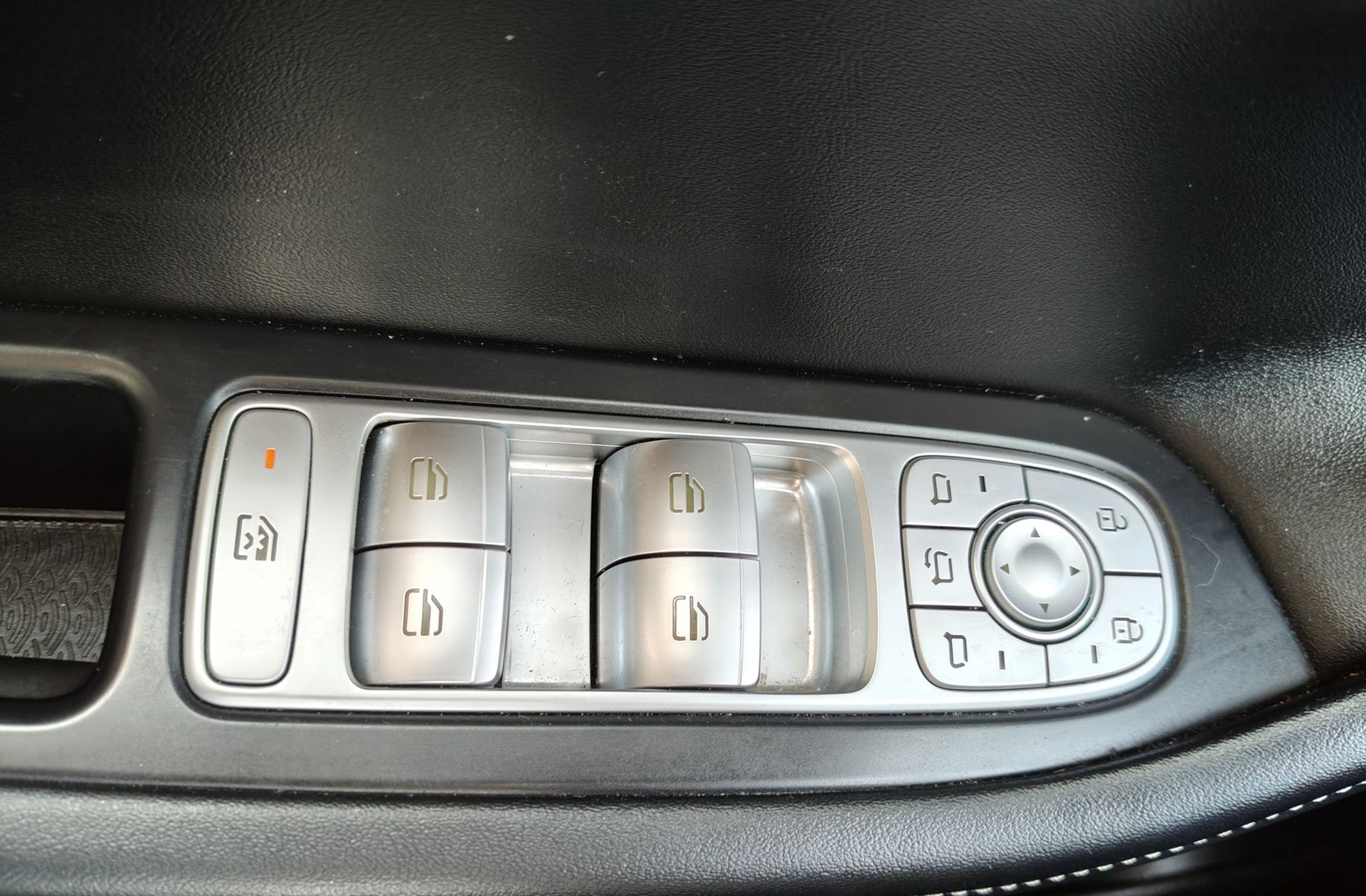 Omoda 5 1.6 T-GDi Premium - foto 22