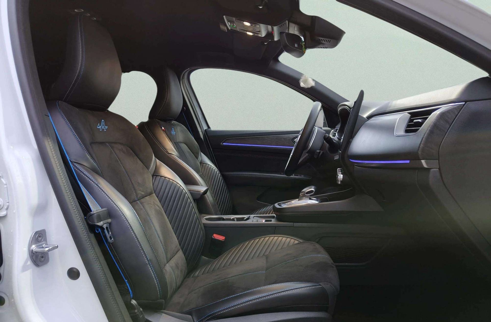 Renault Arkana Esprit Alpine E-Tech Híbrido - foto 23