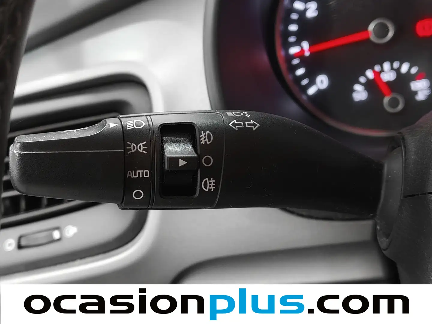 Foto KIA Stonic Kia Stonic 1.0 T-GDi MHEV iMT Concept (100 CV)