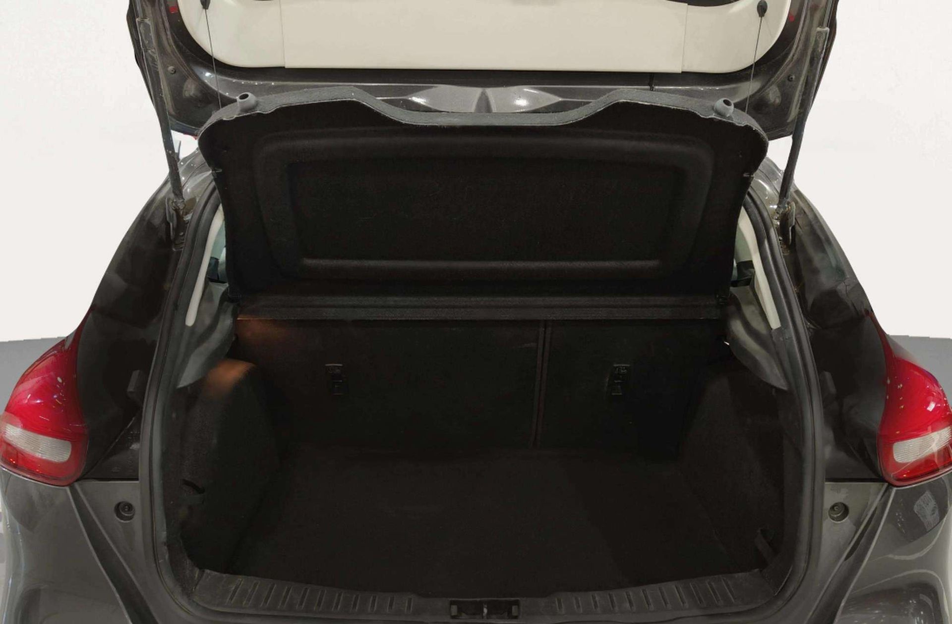 Ford Focus 1.0 EcoBoost Trend+ - foto 12