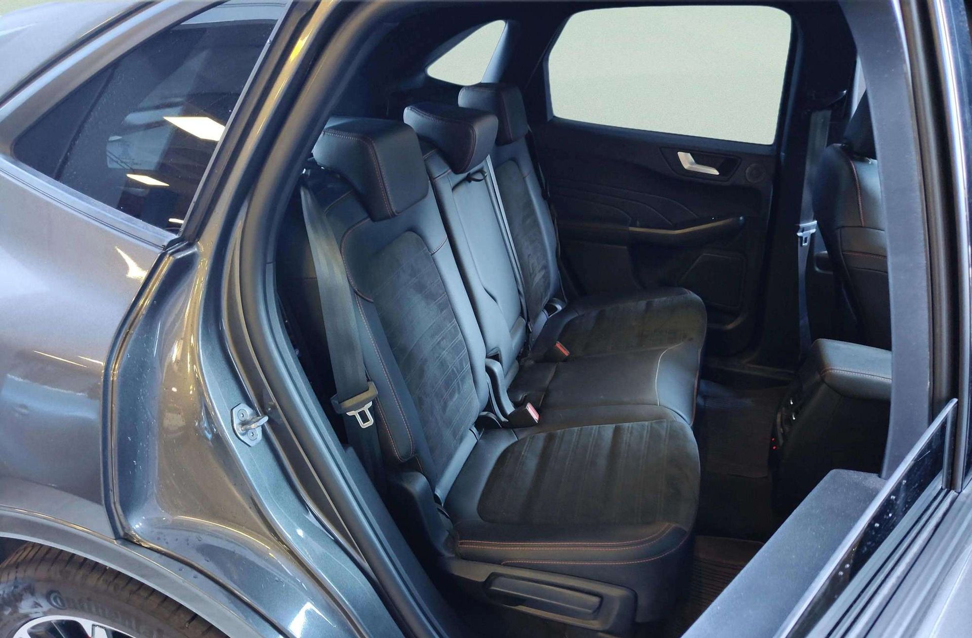 Ford Kuga 2.5 Duratec PHEV ST-Line X - foto 23