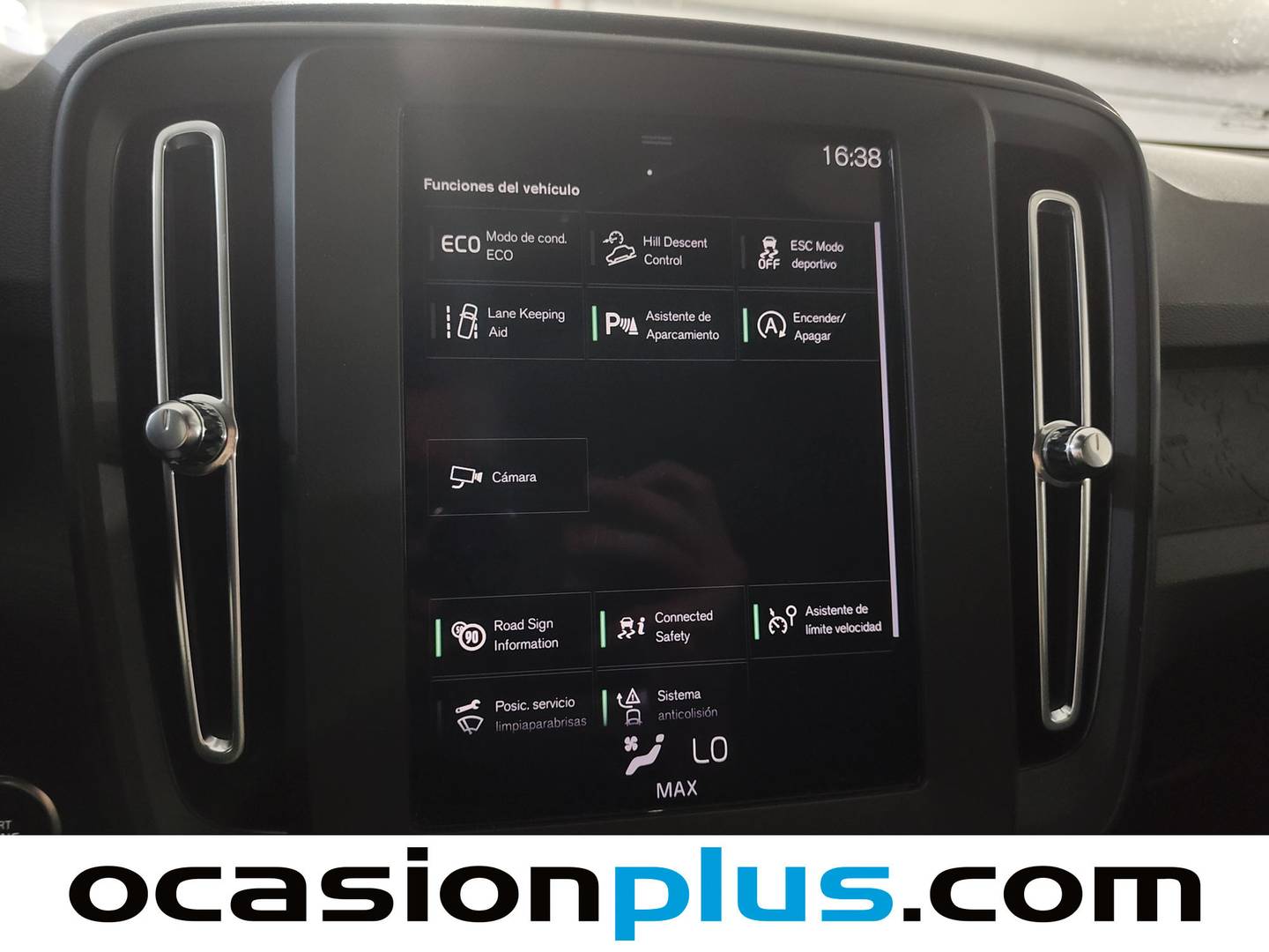 Equipamiento del Volvo XC40 Volvo XC40 T2 Essential (129 CV)