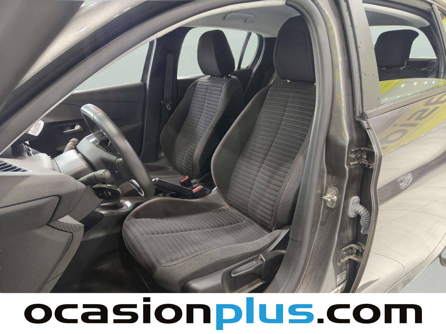 Foto asientos delanteros Peugeot 208 Peugeot 208 PureTech 75 S&S Active Pack (75 CV)