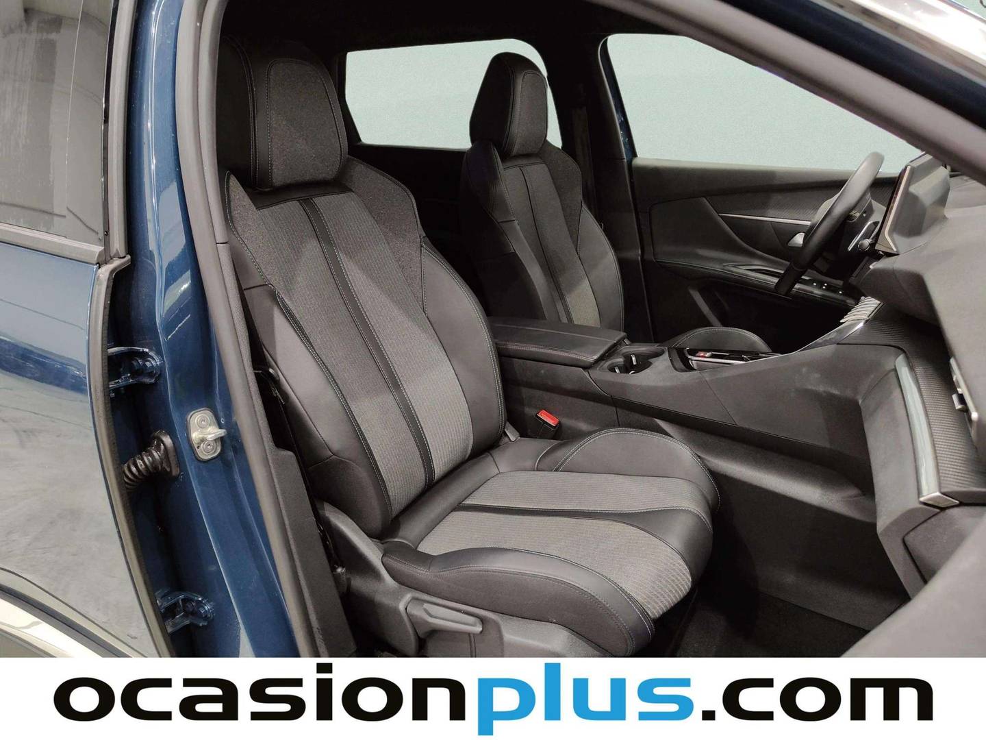 Foto Peugeot 5008 Peugeot 5008 BlueHDI 130 S&S Allure Pack EAT8 (130 CV) 7 Plazas siete plazas