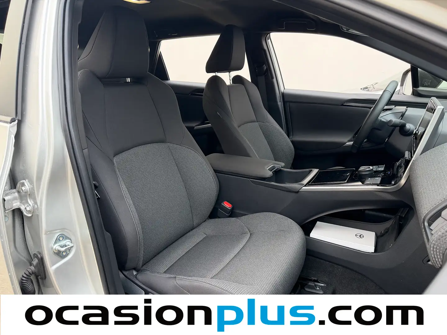 Foto Toyota BZ4X Toyota BZ4X 200E Advance 4x2 (204 CV)