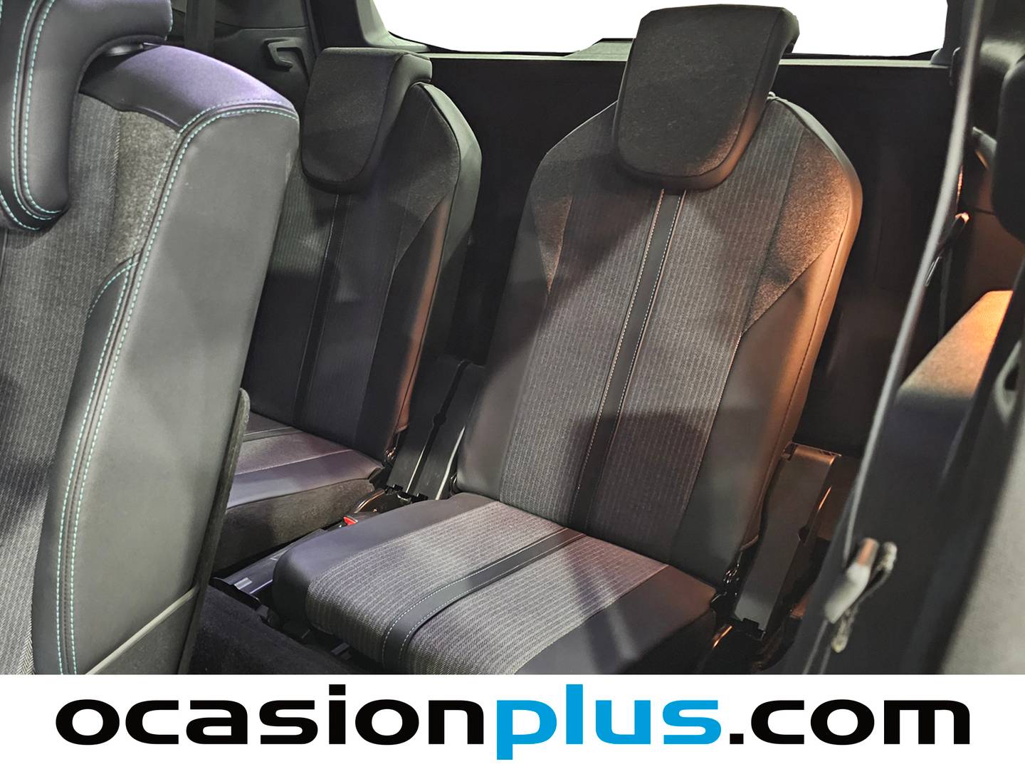 Foto asientos delanteros Peugeot 5008 Peugeot 5008 BlueHDI 130 S&S Allure Pack (130 CV) 7 Plazas