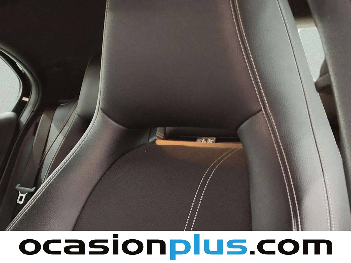 Extras y acabados del Mercedes Clase A Mercedes-Benz Clase A 180 Urban (122 CV)