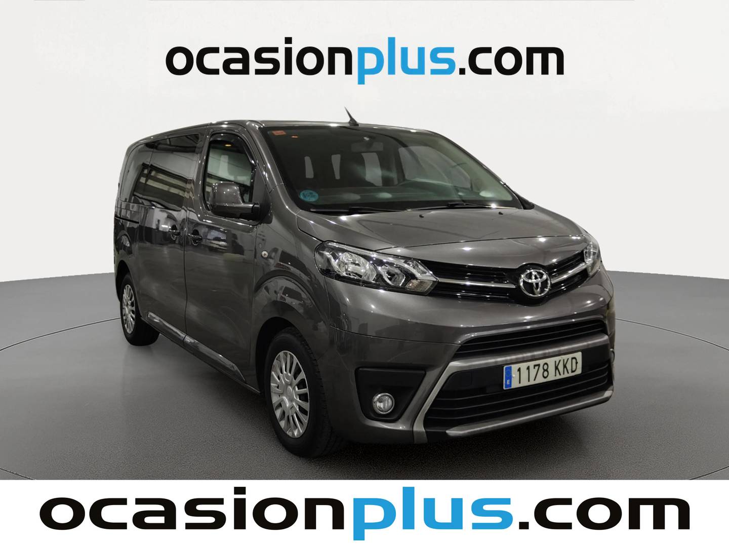 Foto delantera Toyota Proace Verso Toyota Proace Verso Combi 2.0 D Medio L1 (150 CV) 6 Plazas derecha