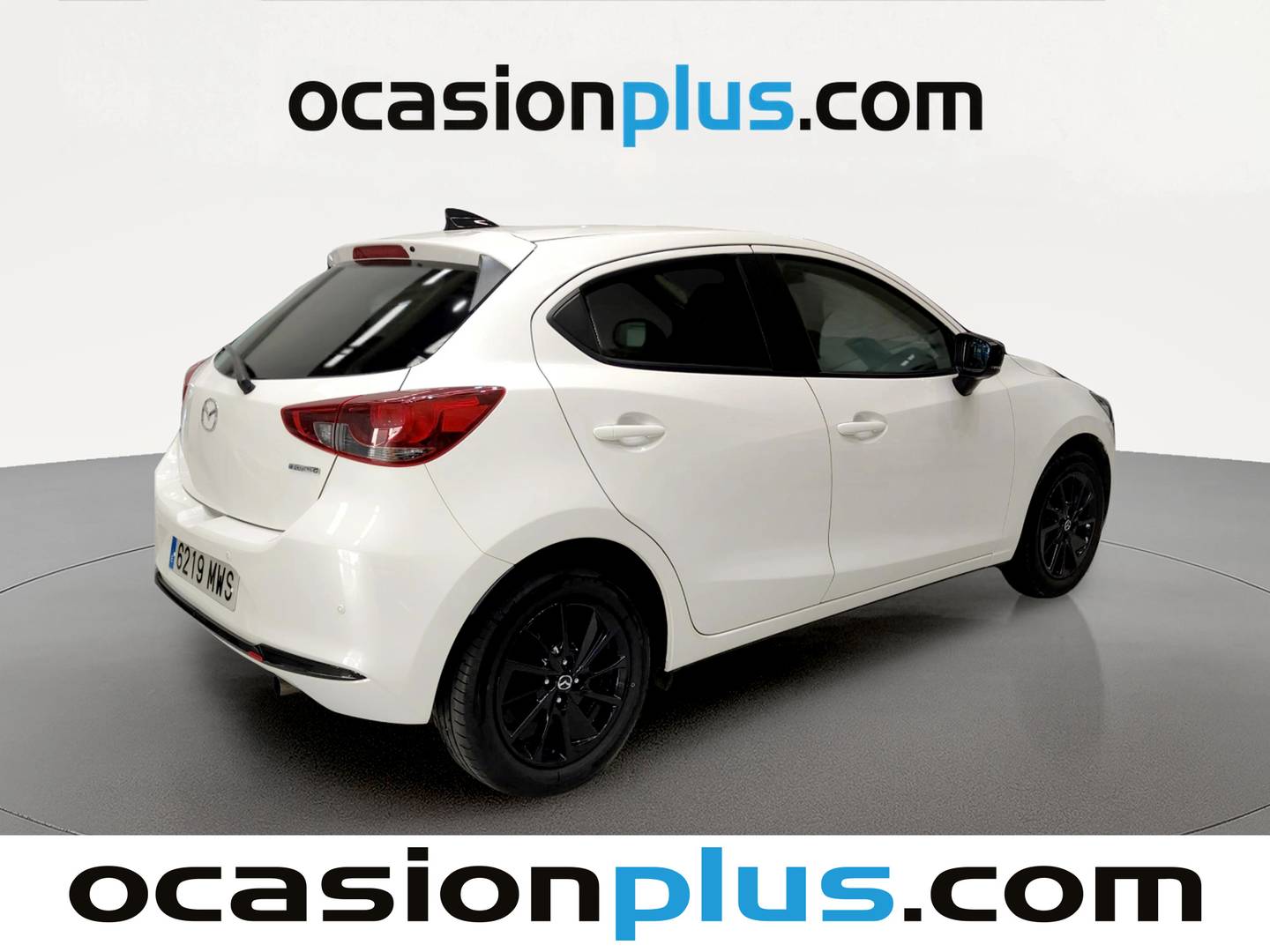 Foto trasera Mazda Mazda2 Mazda Mazda 2 1.5 G e-SKYACTIV Homura Aka (90 CV) derecha