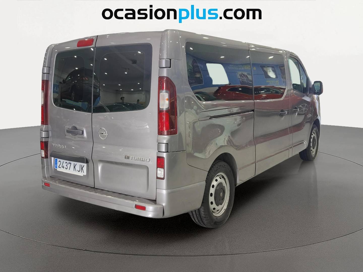 Foto trasera Opel Vivaro Opel Vivaro Combi 1.6 CDTI L2 2.9t (125 CV) derecha