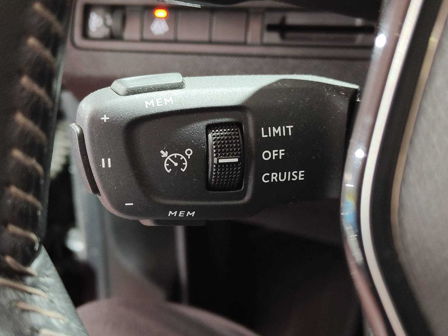 Peugeot 5008 Peugeot 5008 PureTech 130 S&S Allure EAT8 (130 CV) 7 Plazas km 0