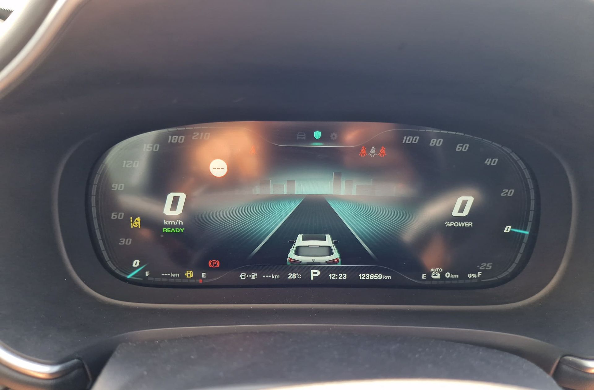 MG eHS 1.5 T-GDi PHEV Luxury - foto 29