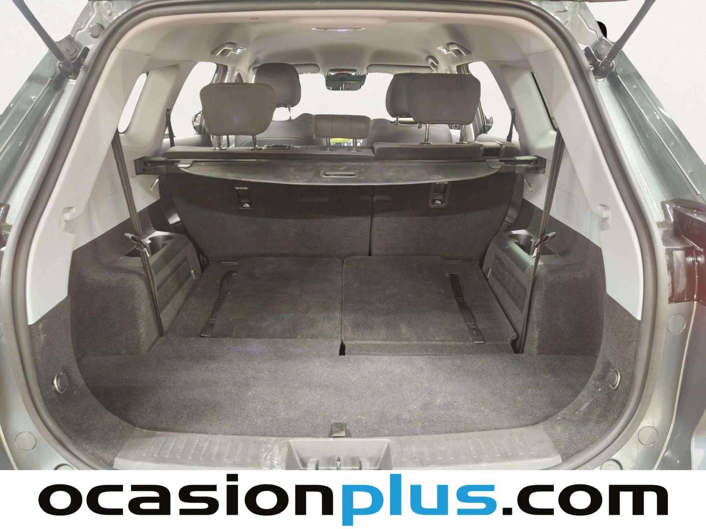 Foto EBRO S800 EBRO S800 1.6 TGDI Premium DCT (147 CV) 7 Plazas siete plazas