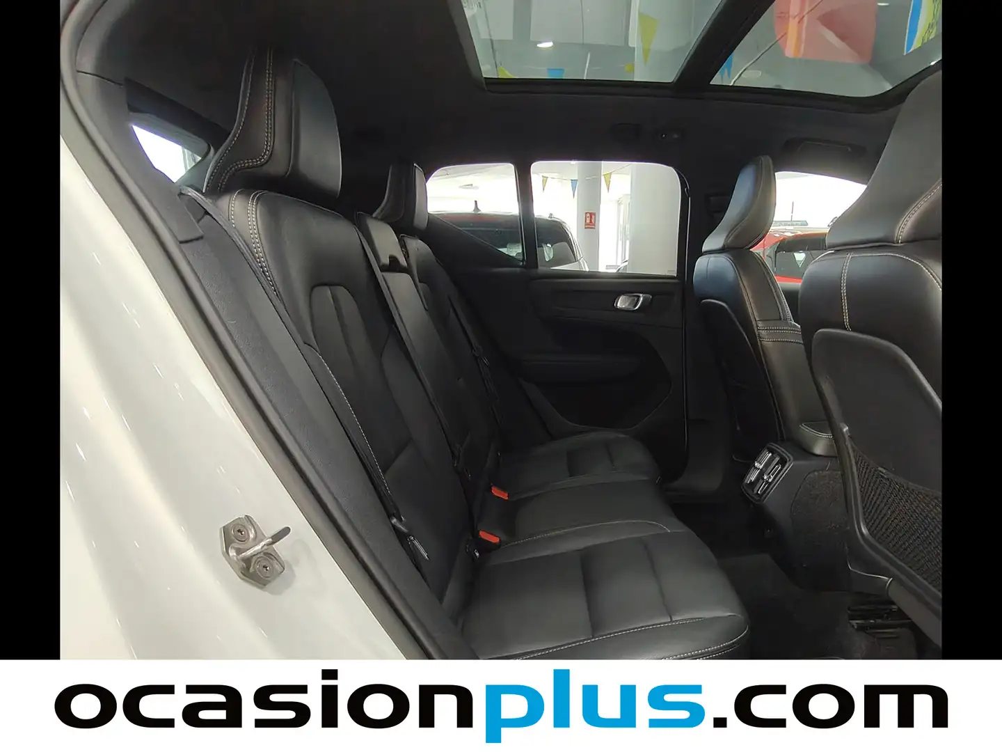 Foto Volvo XC40 Volvo XC40 T4 R-Design Auto (190 CV)