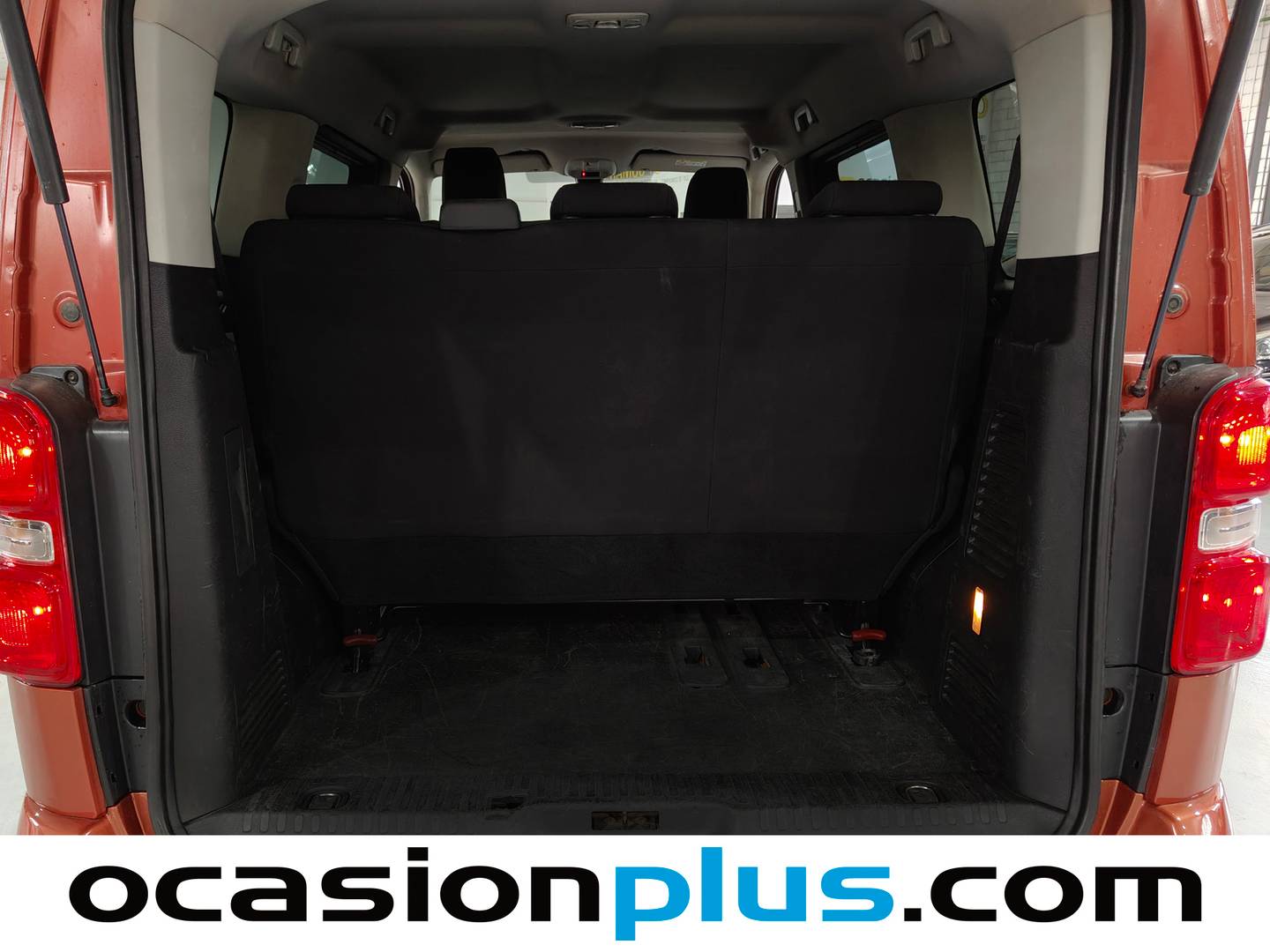 Foto asientos delanteros Peugeot Traveller Peugeot Traveller 2.0 BlueHDi Business Standard (150 CV) 8 Plazas