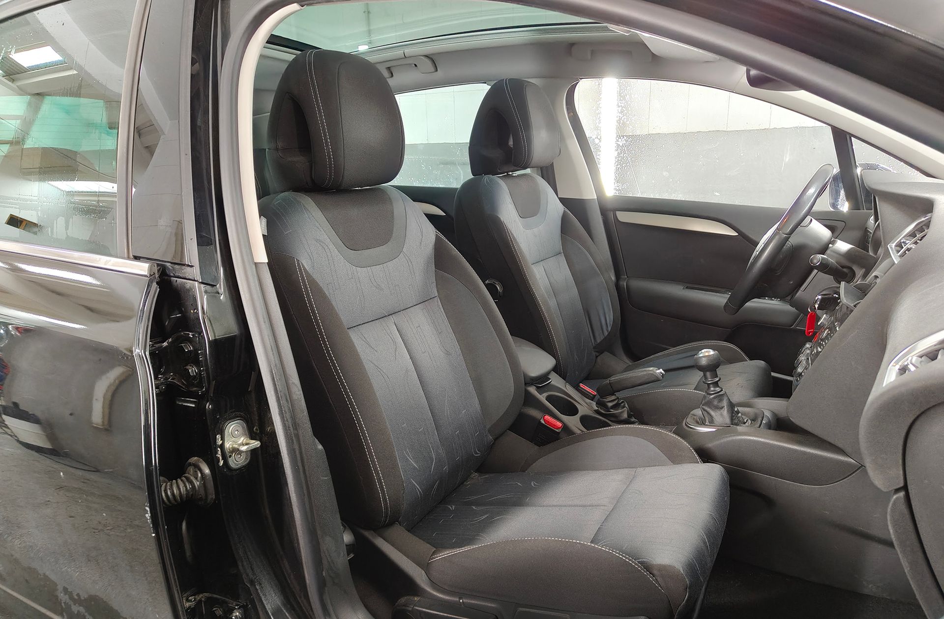 Citroën C4 1.6 HDi Sport - foto 16