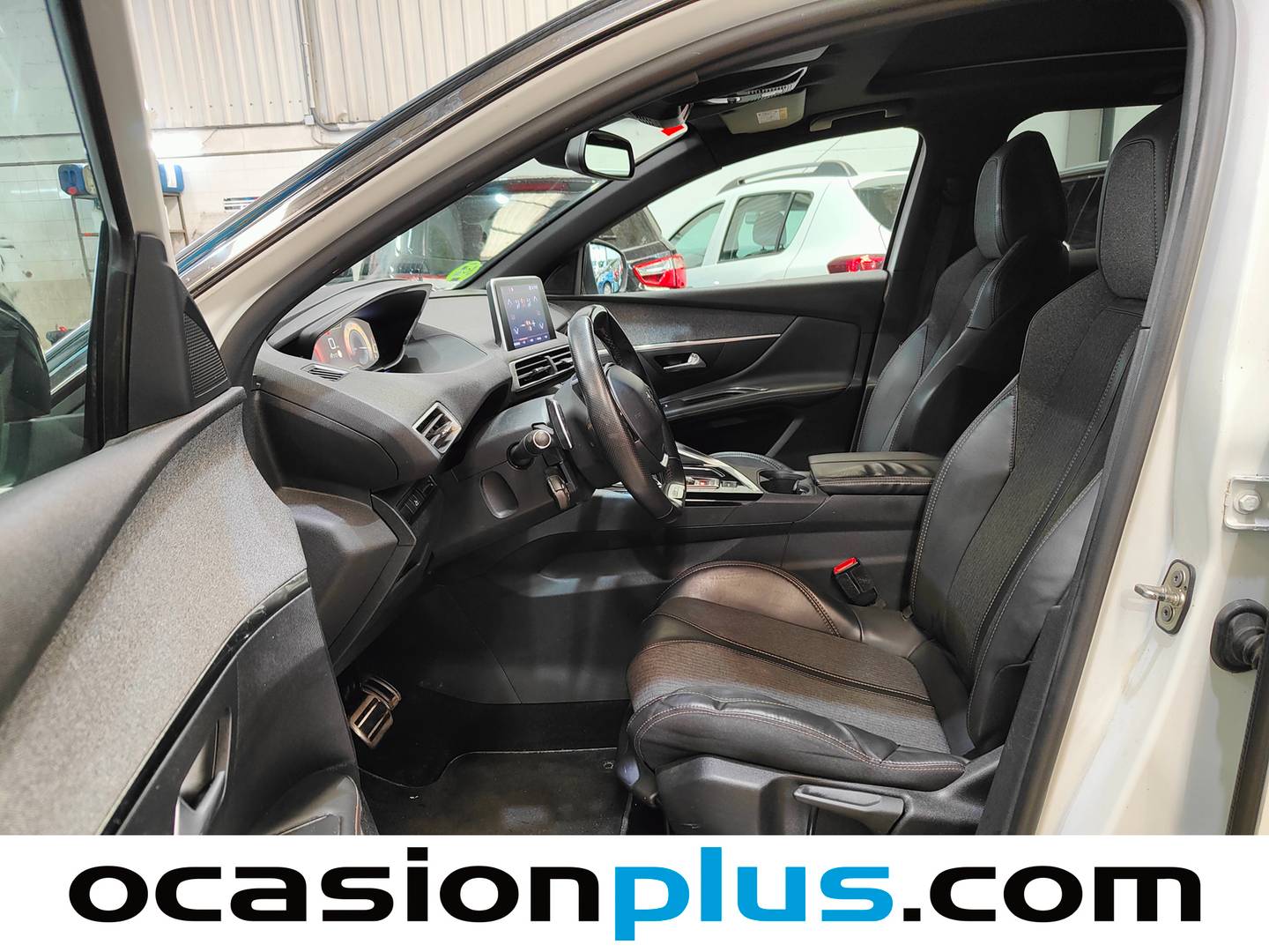 Foto asientos delanteros Peugeot 3008 Peugeot 3008 THP 165 GT Line S&S Auto (165 CV)