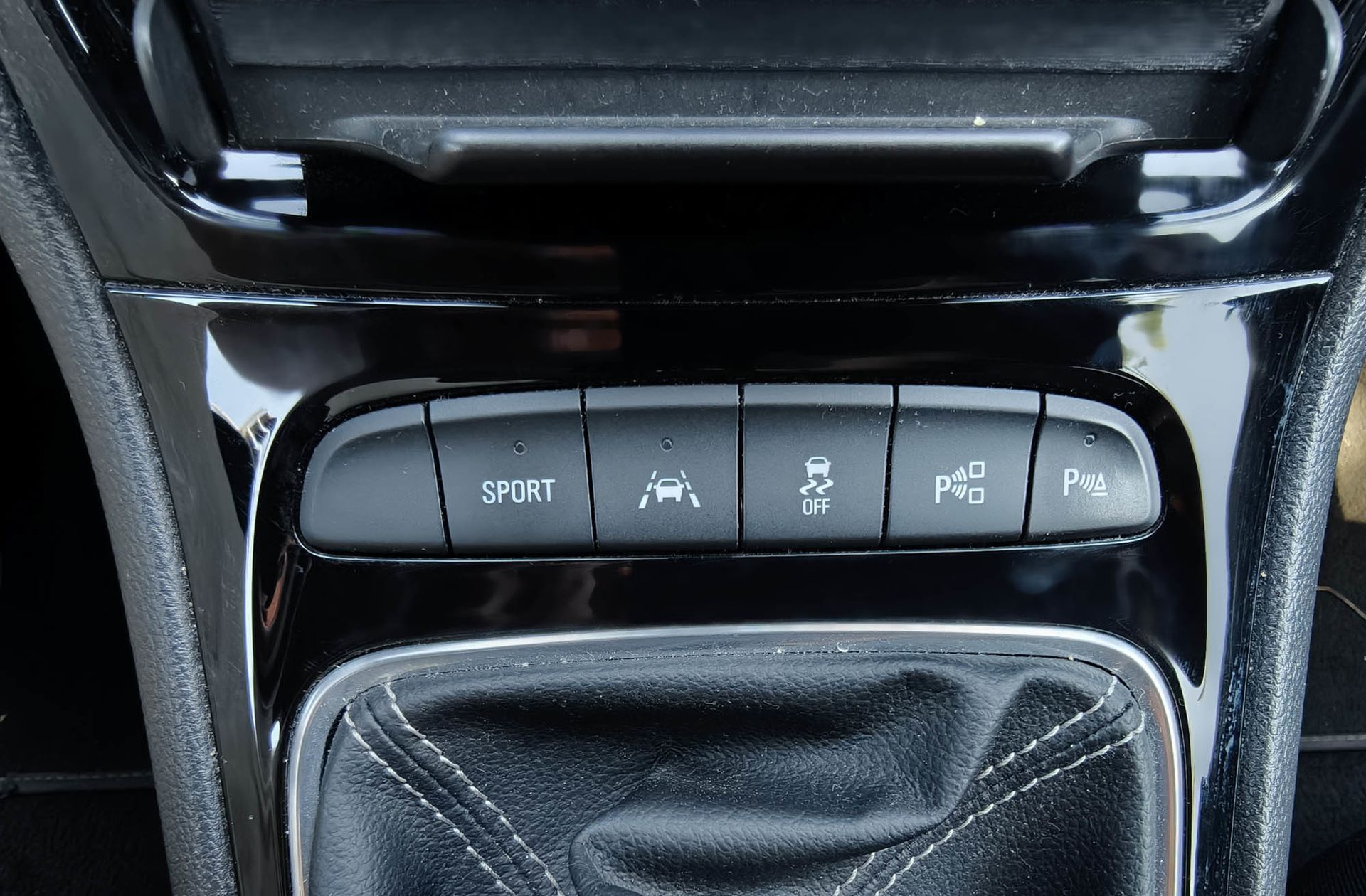 Opel Astra Sports Tourer 1.6 CDTI Dynamic - foto 31