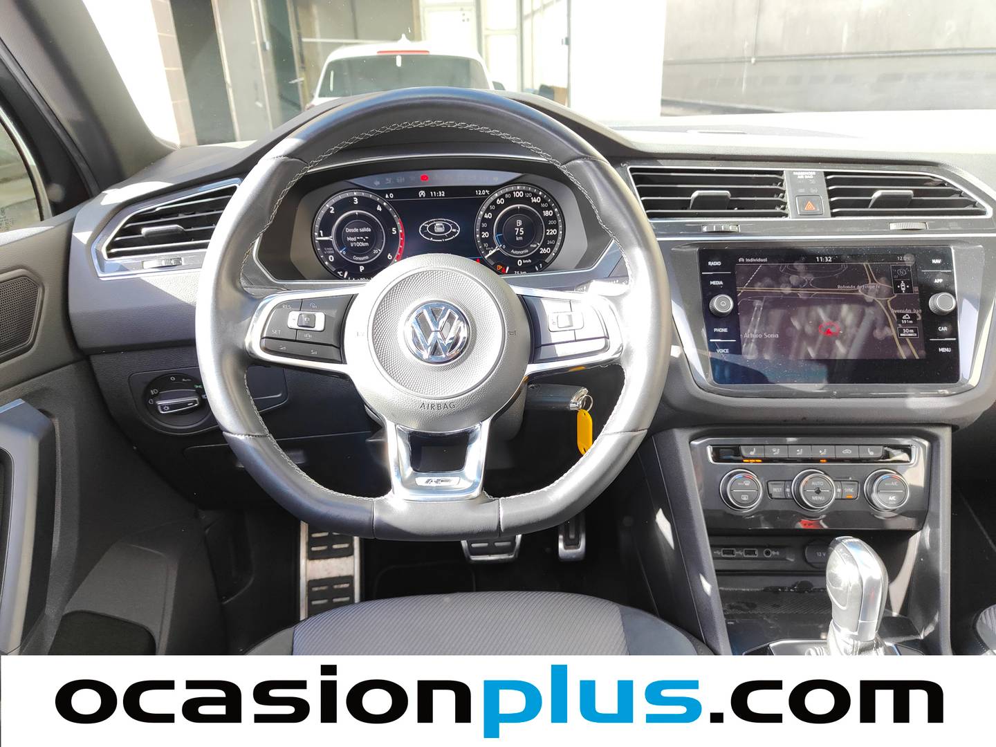 Foto Volkswagen Tiguan Volkswagen Tiguan Sport 2.0 TDI (150 CV) DSG R-Line