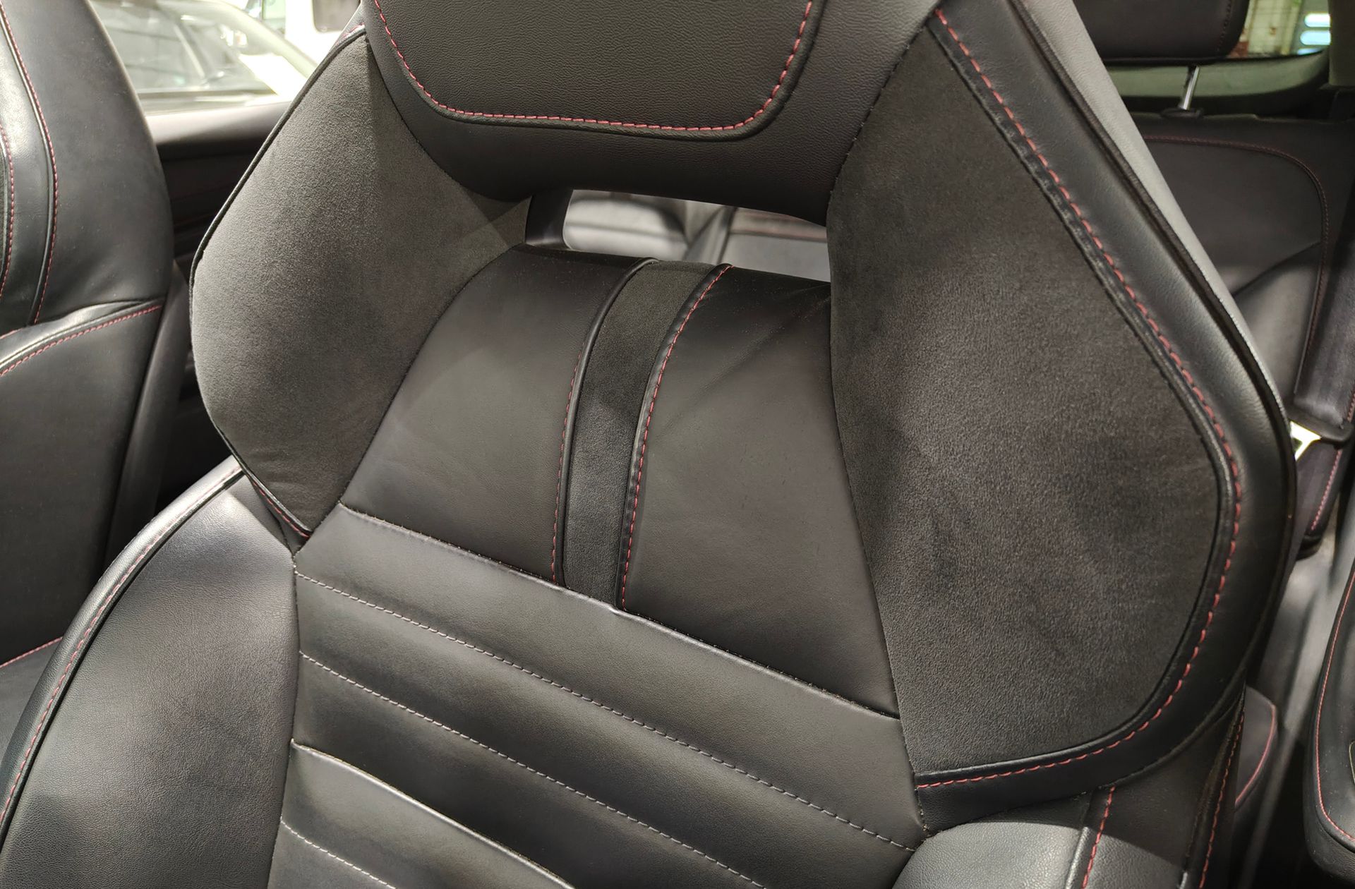 MG EHS 1.5 T-GDi PHEV Luxury - foto 13
