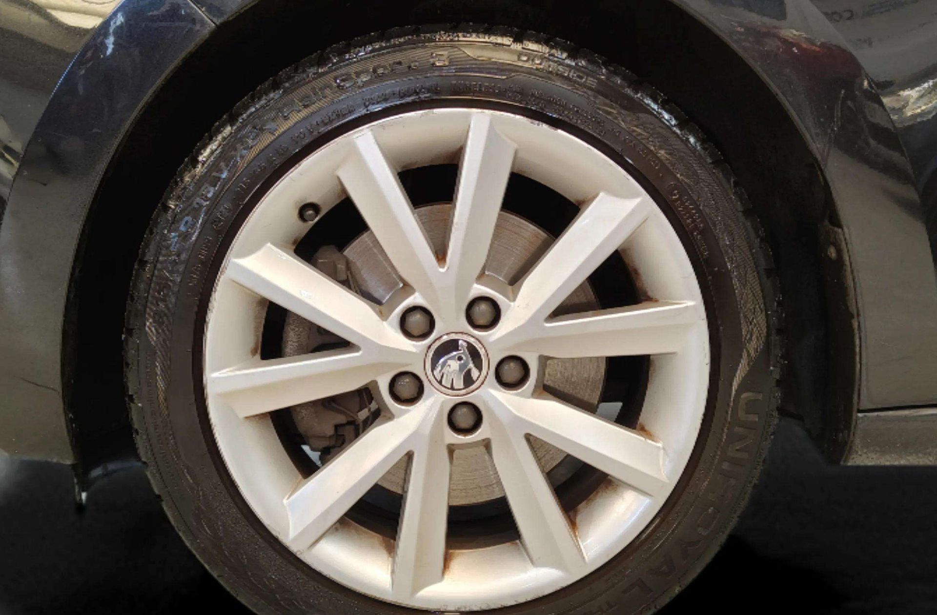 Škoda Spaceback 1.6 TDI CR Ambition - foto 32