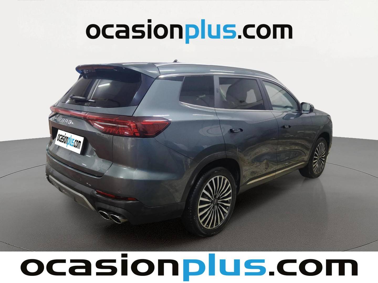Foto trasera EBRO S800 EBRO S800 1.6 TGDI Premium DCT (147 CV) 7 Plazas derecha
