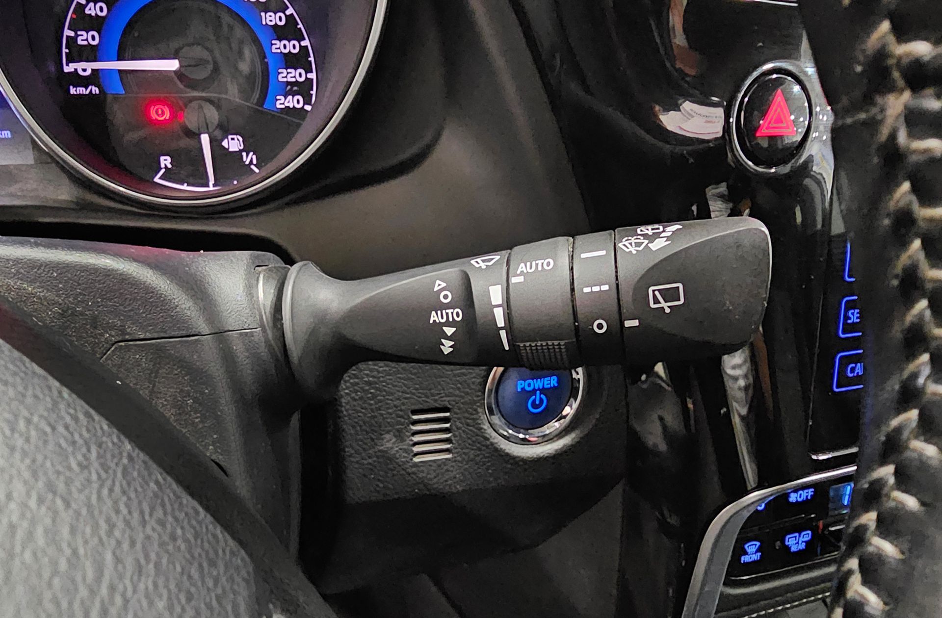 Toyota Auris 140H Hybrid Feel! - foto 26