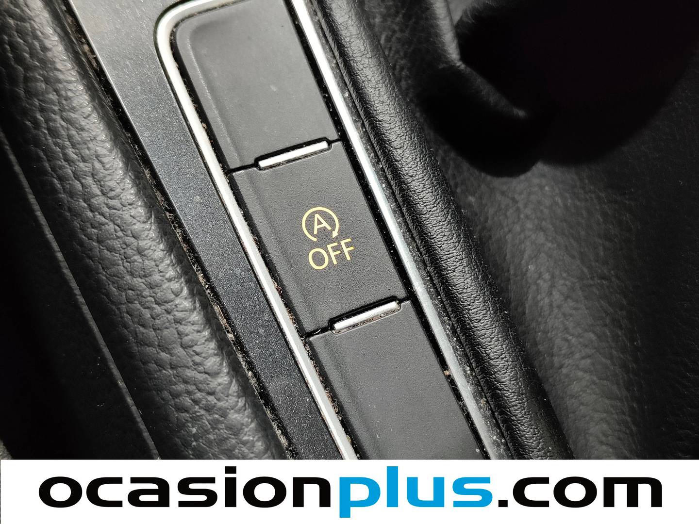 Equipamiento del Volkswagen Golf Volkswagen Golf Business 1.6 TDI (115 CV)