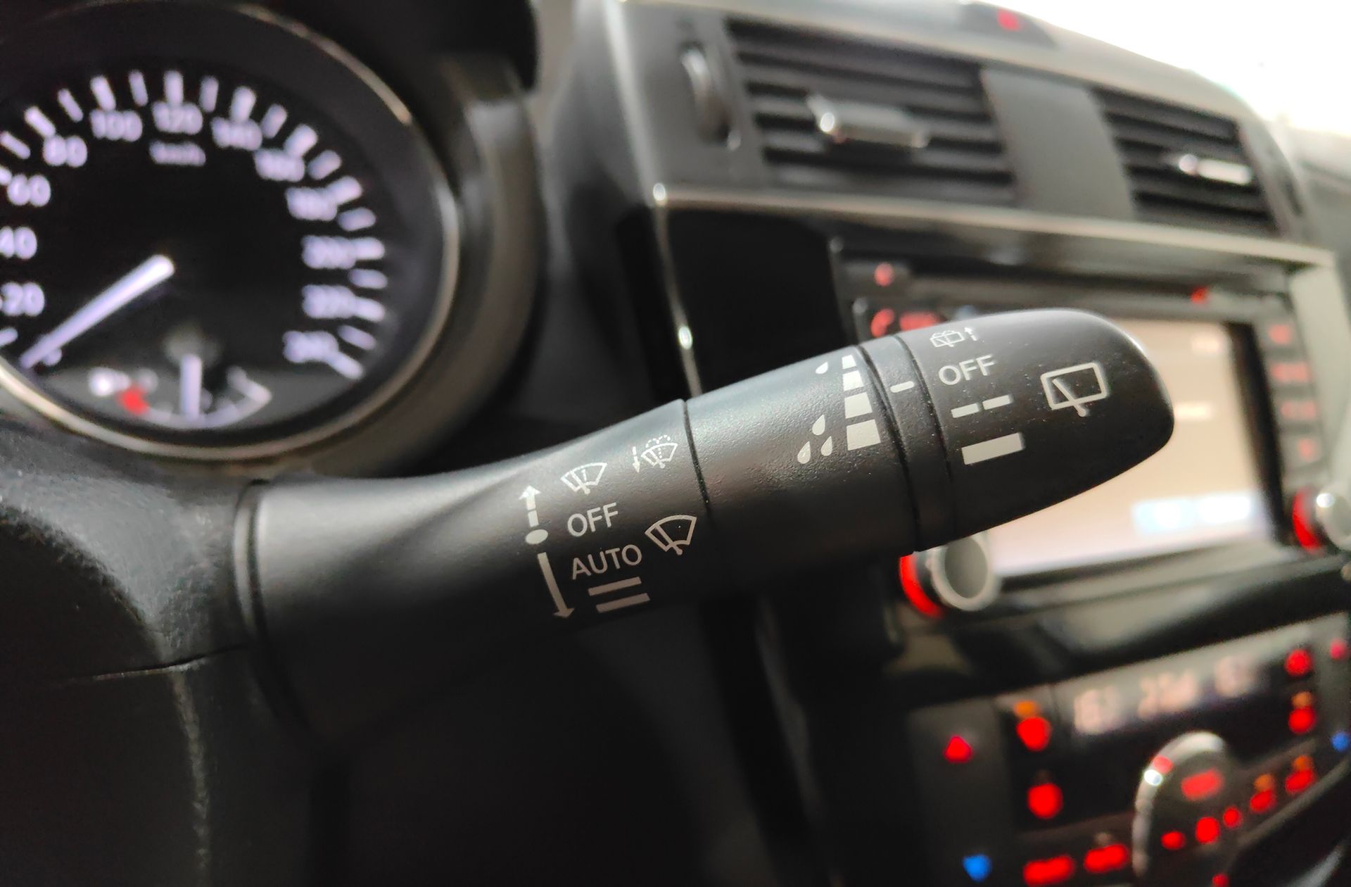 Nissan Pulsar DIG-T 115 Tekna XTronic - foto 25