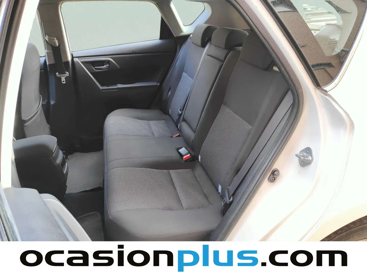 Foto Toyota Auris Toyota Auris 1.8 Hybrid Active  (136 CV)