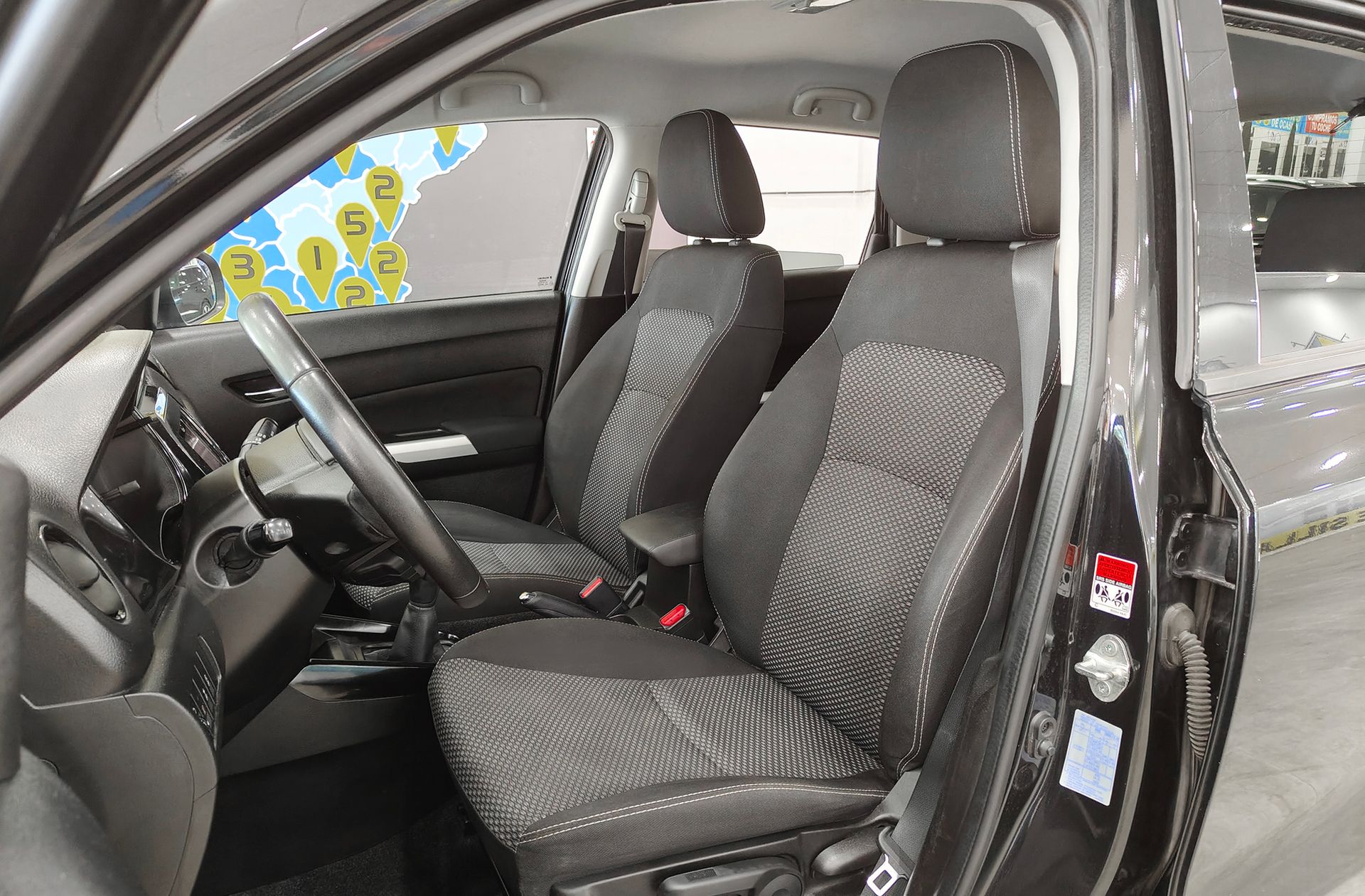 Suzuki Vitara 1.6 VVT GLE - foto 11