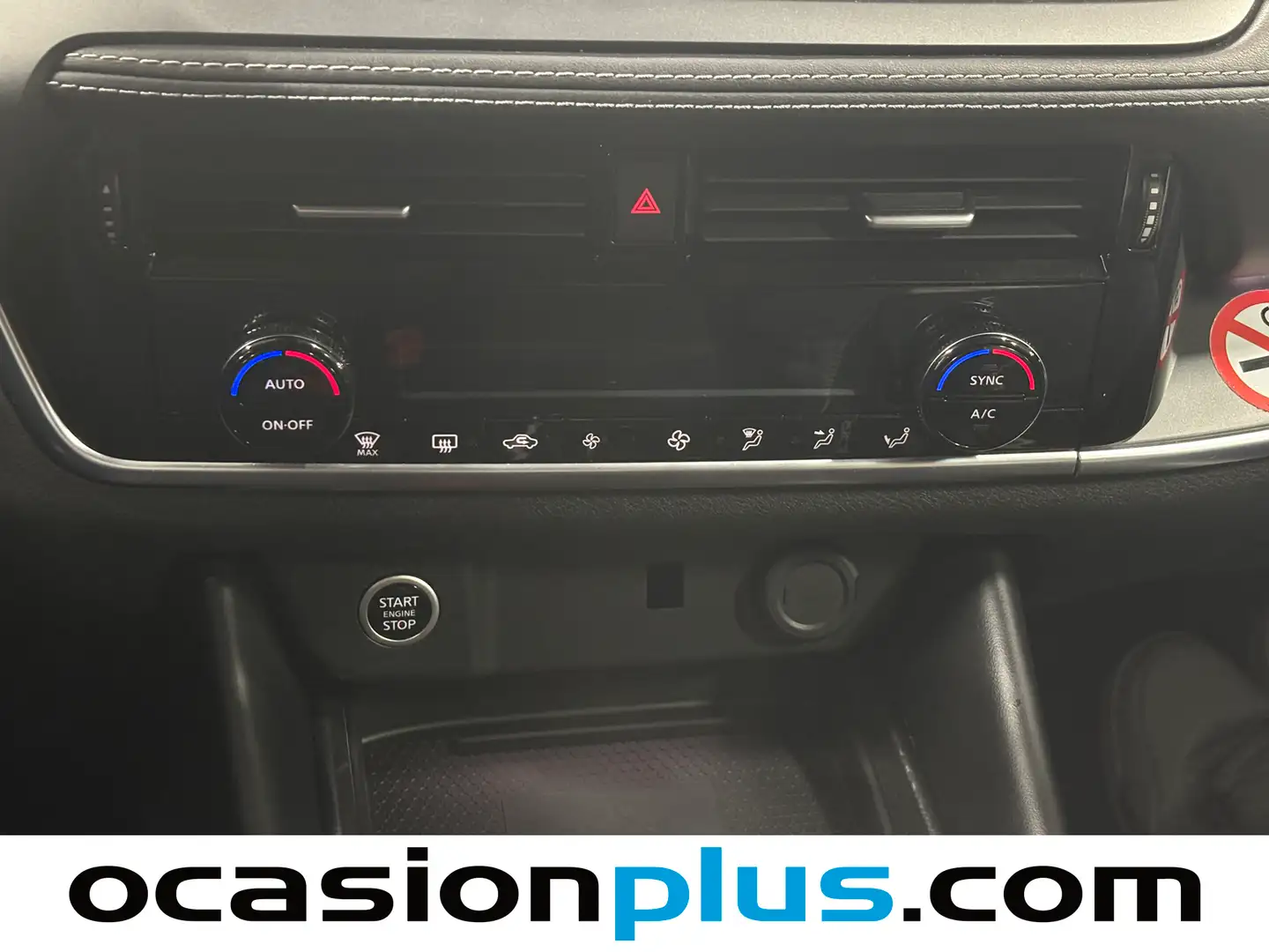 Foto Nissan QASHQAI Nissan Qashqai DIG-T 160 N-Connecta Xtronic DCT (158 CV)