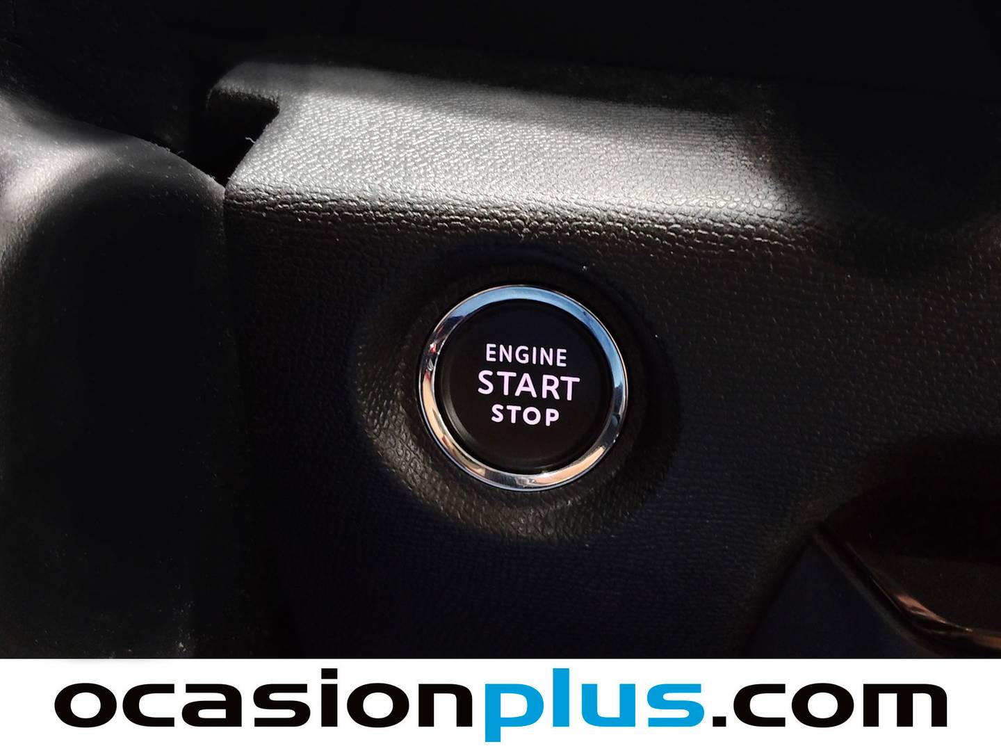 Citroën C4 X Citroën C4 X Hybrid 136 e-DCS6 Plus (136 CV) automático
