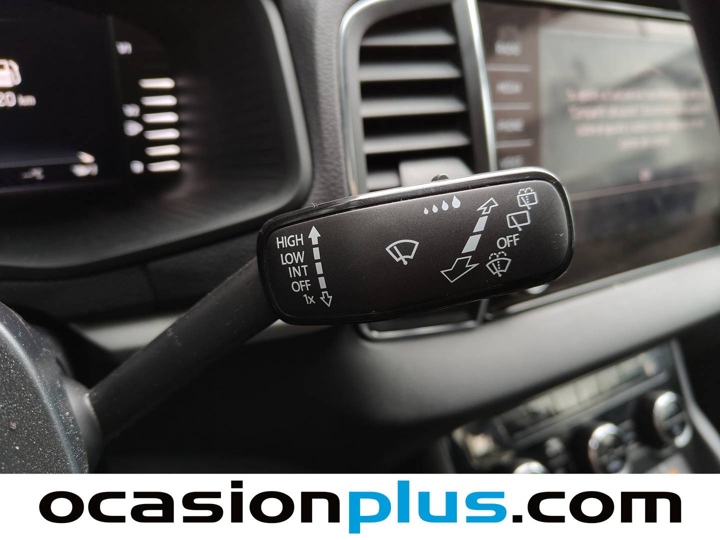 Foto Skoda Karoq Skoda Karoq 1.5 TSI ACT Ambition (150 CV)