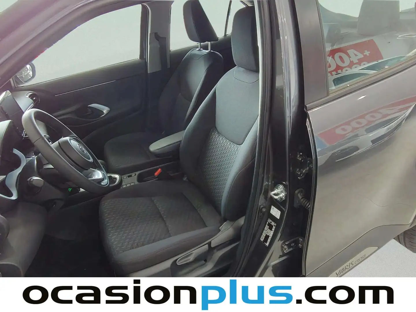 Foto Toyota Yaris Cross Toyota Yaris Cross 120H Business Plus (116 CV)