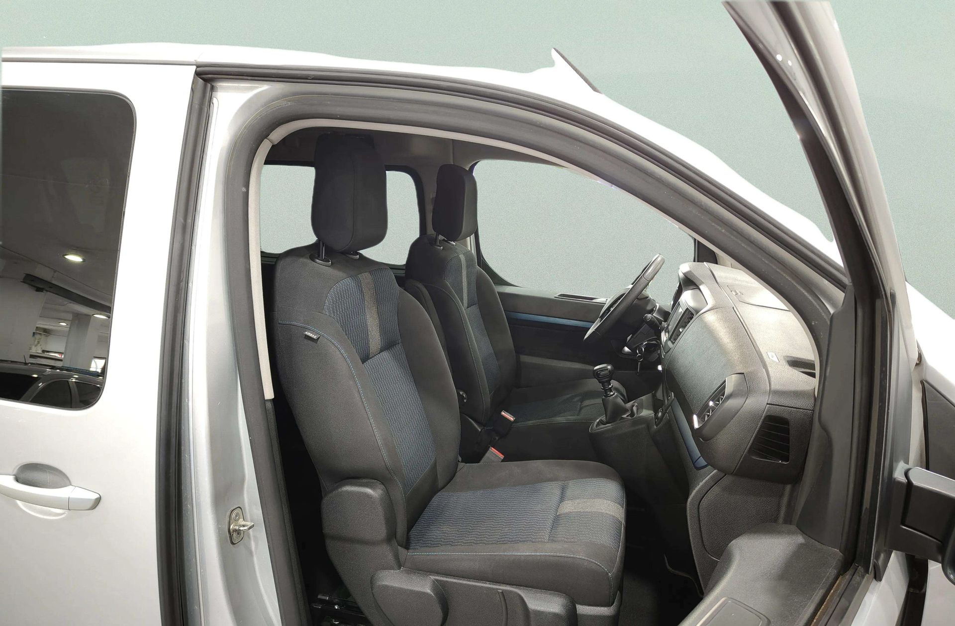 Peugeot Traveller BlueHDi 150 Active Standard - foto 16