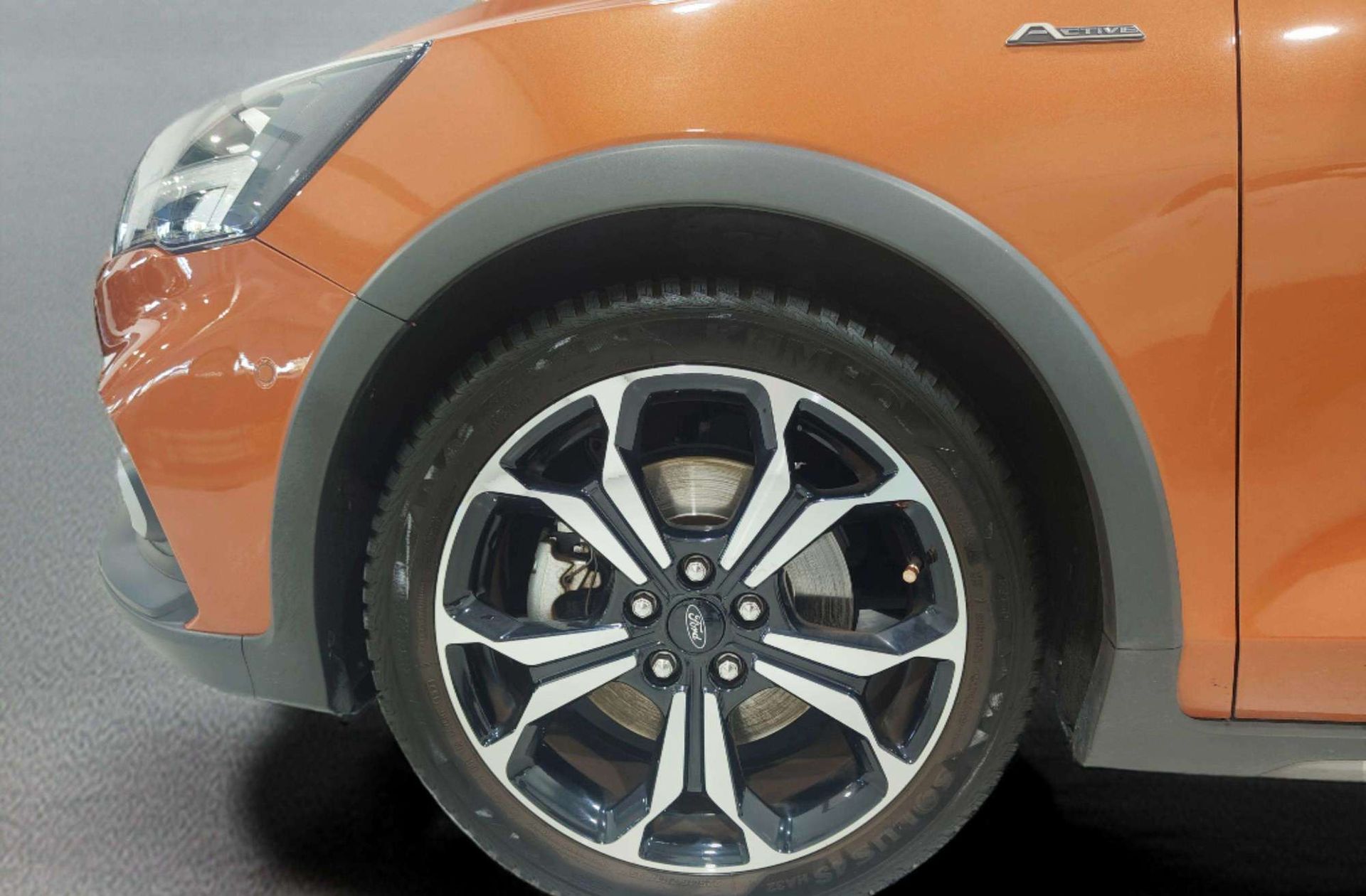 Ford Focus 1.0 EcoBoost Active - foto 41