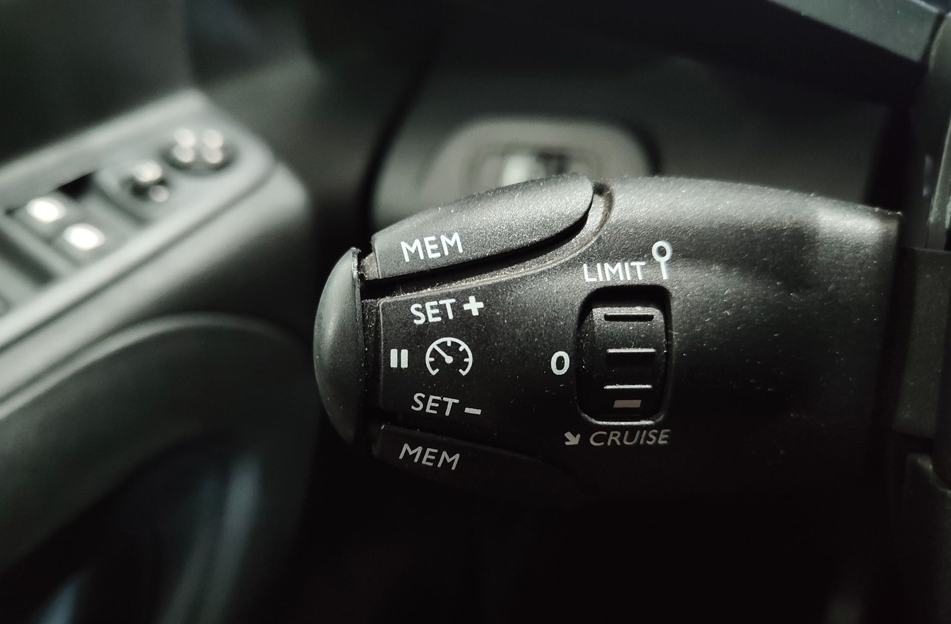 Citroën Berlingo BlueHDi 130 Talla M Shine Business - foto 23