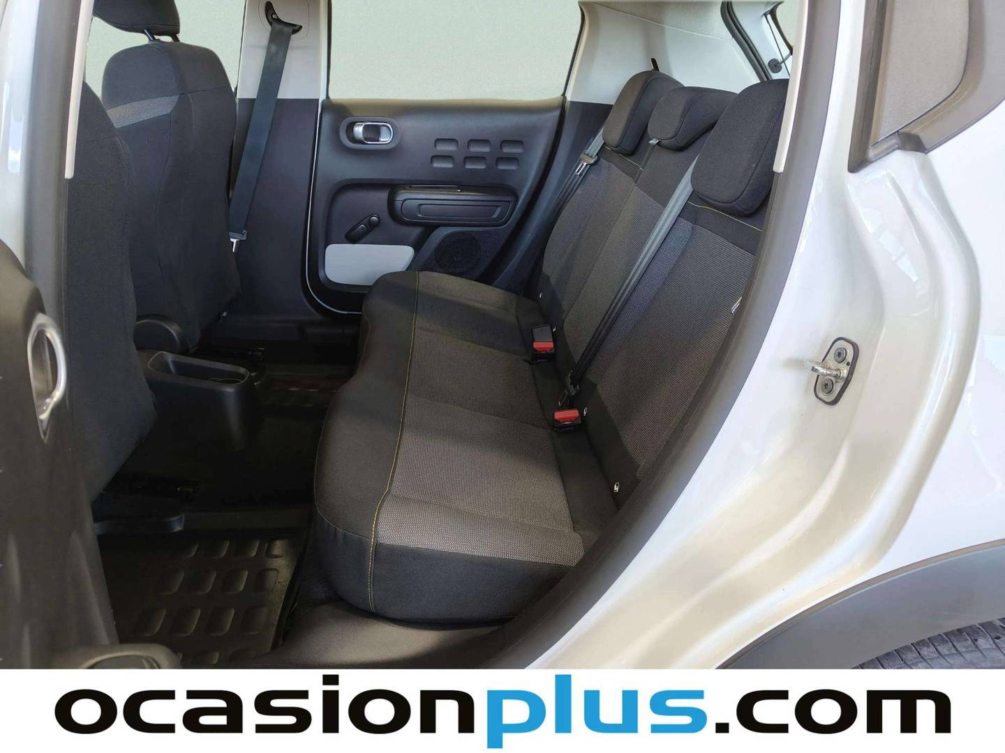 Foto asientos traseros Citroën C3 Citroen C3 PureTech 82 C-Series (83 CV)