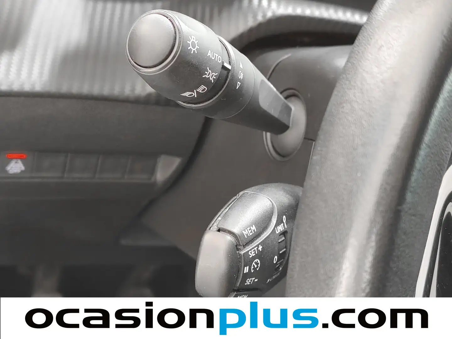 Foto Peugeot 2008 Peugeot 2008 PureTech 130 S&S Allure Pack (130 CV)