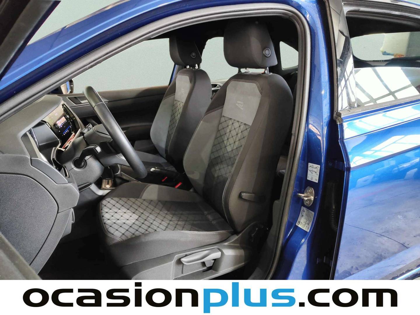 Foto Volkswagen Taigo Volkswagen Taigo R-Line 1.0 TSI (110 CV) DSG