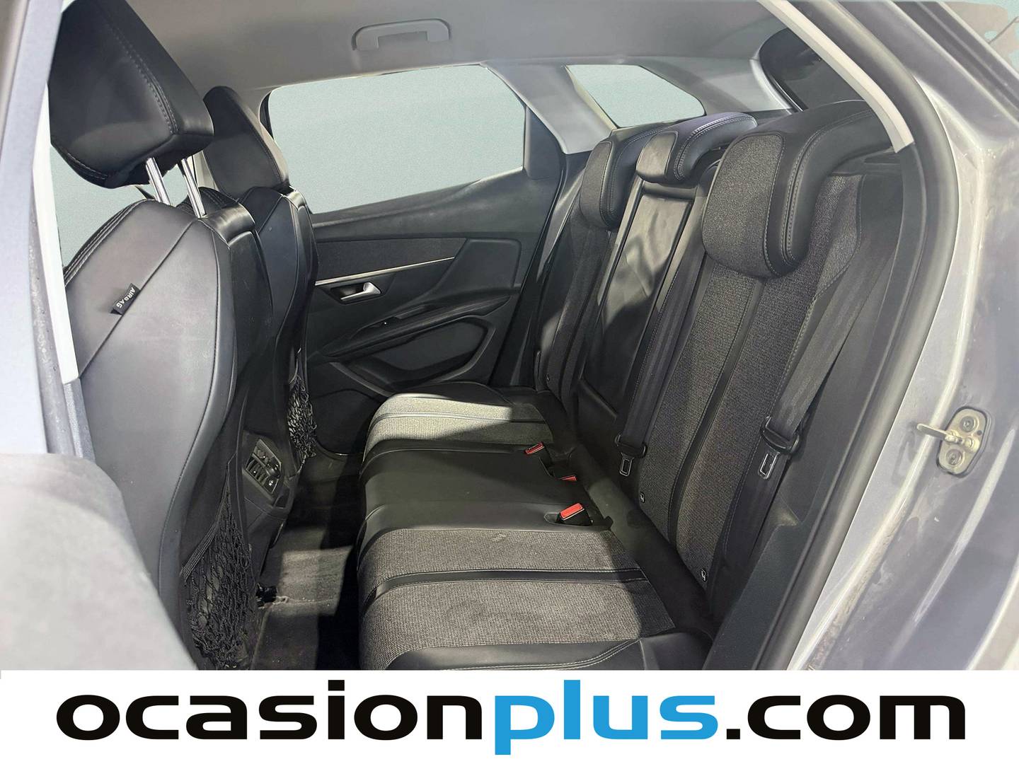 Foto asientos traseros Peugeot 3008 Peugeot 3008 BlueHDI 120 S&S Allure (120 CV)