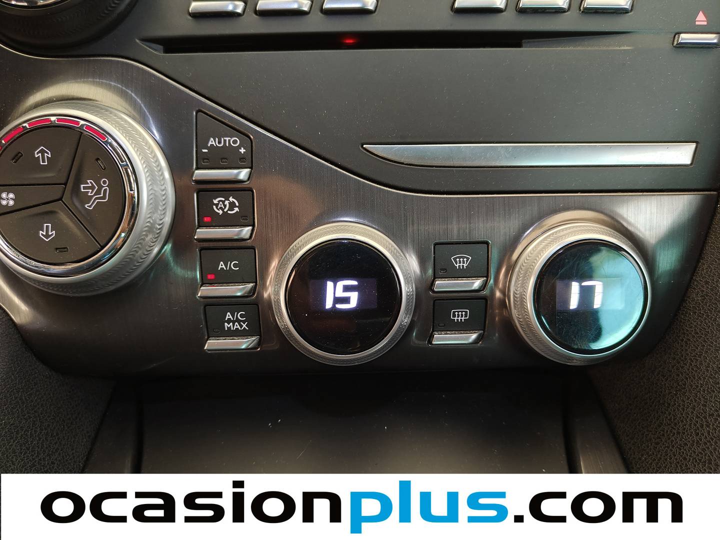 Foto DS DS 5 DS DS5 BlueHdi 180 Sport EAT6 (181 CV)