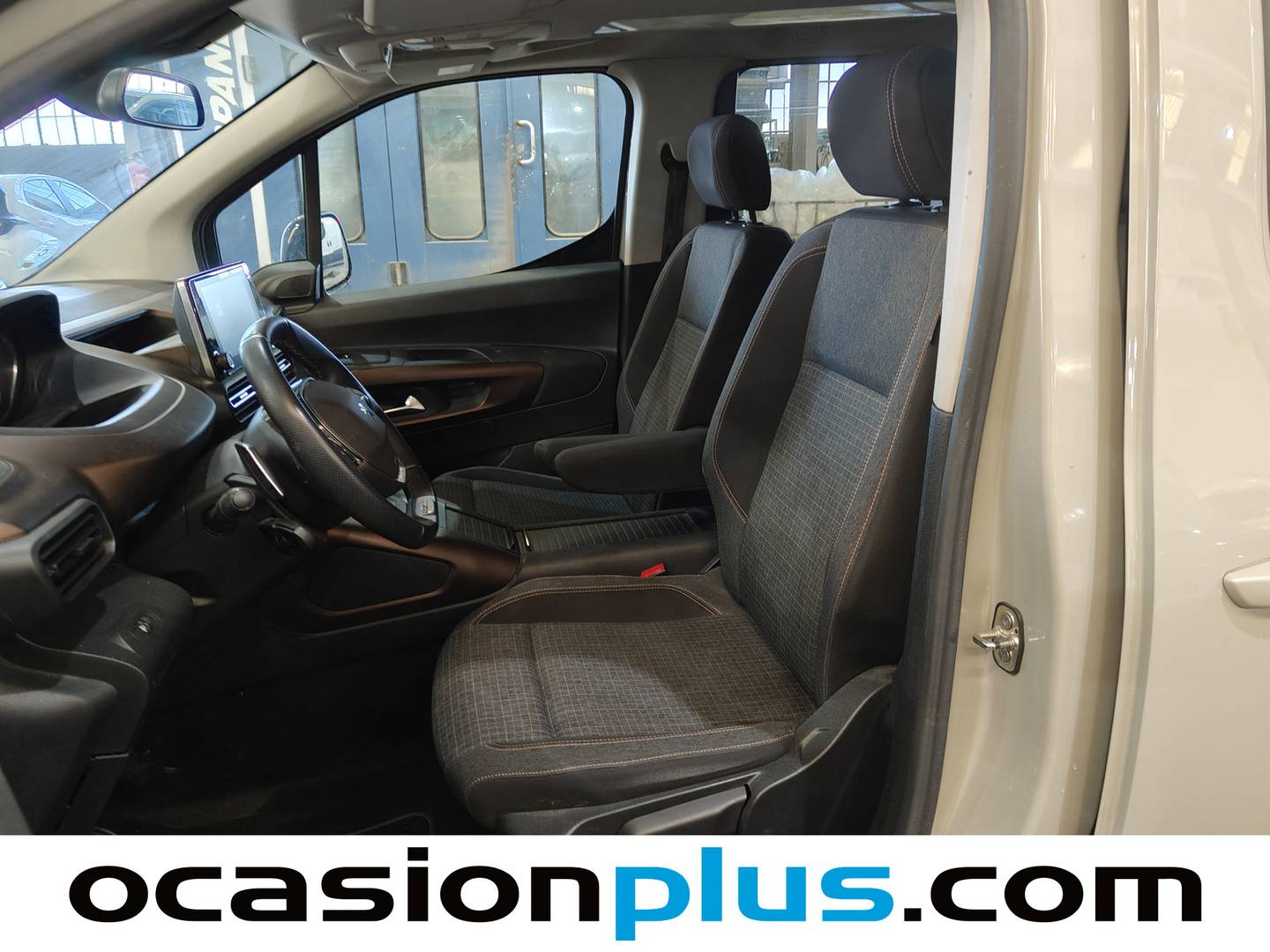 Foto asientos delanteros Peugeot Rifter Peugeot Rifter PureTech 130 GT Standard EAT8 (130 CV)
