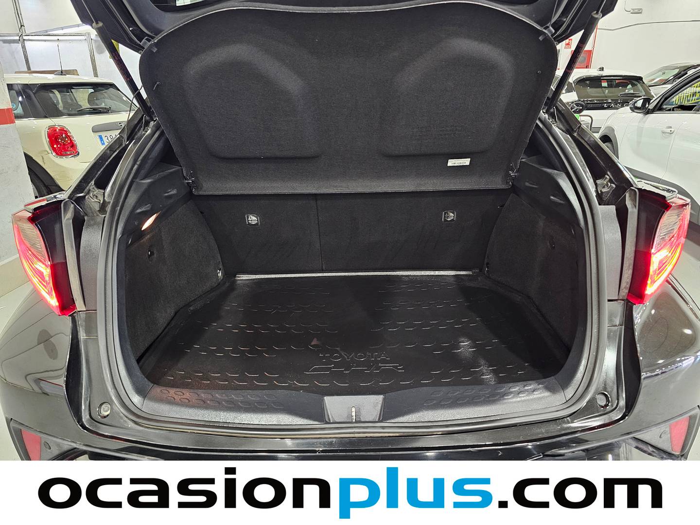 Toyota C-HR Toyota C-HR 180H Advance (184 CV) seminuevo