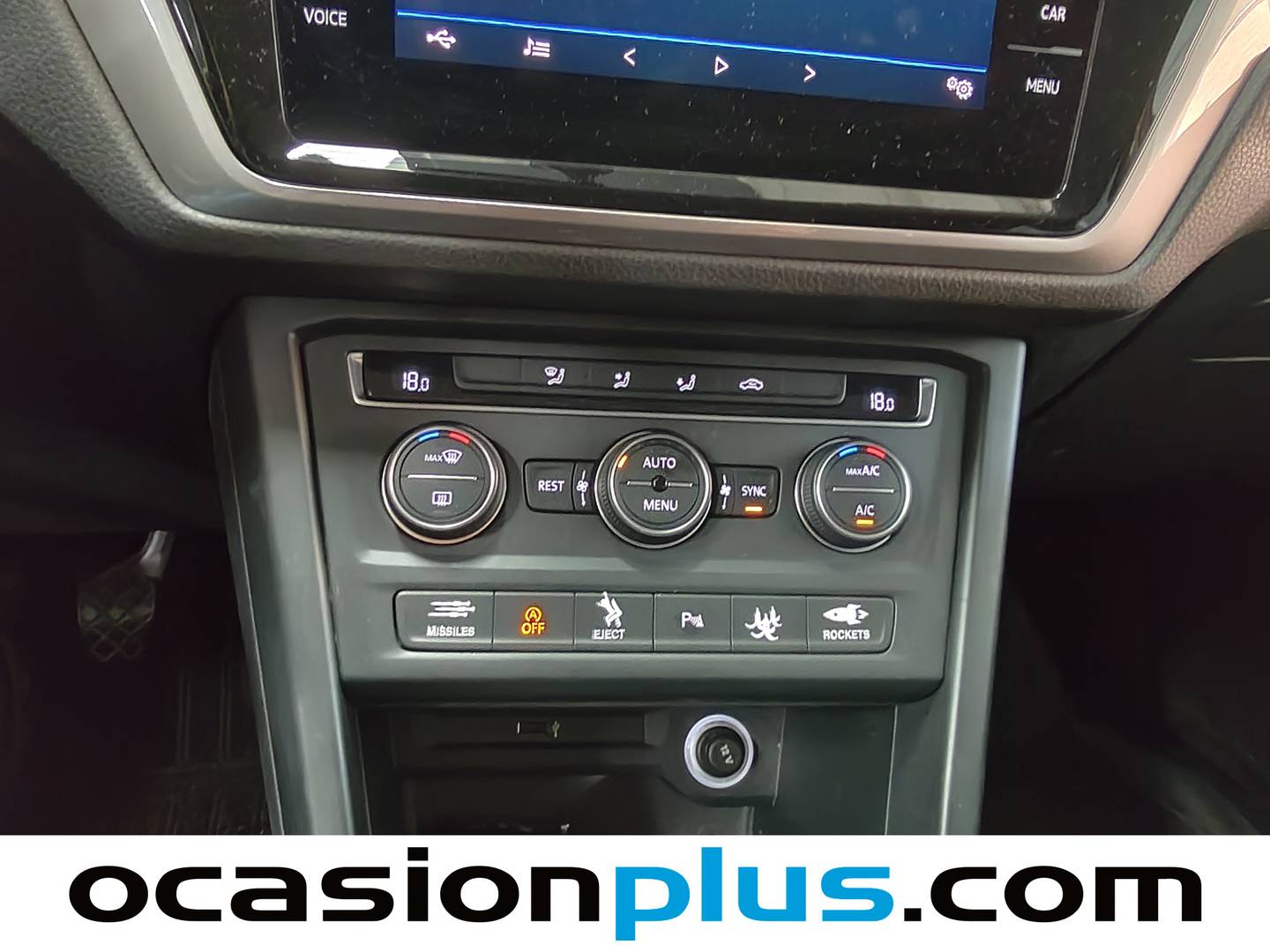 Foto Volkswagen Touran Volkswagen Touran 1.0 TSI Business  (116 CV)