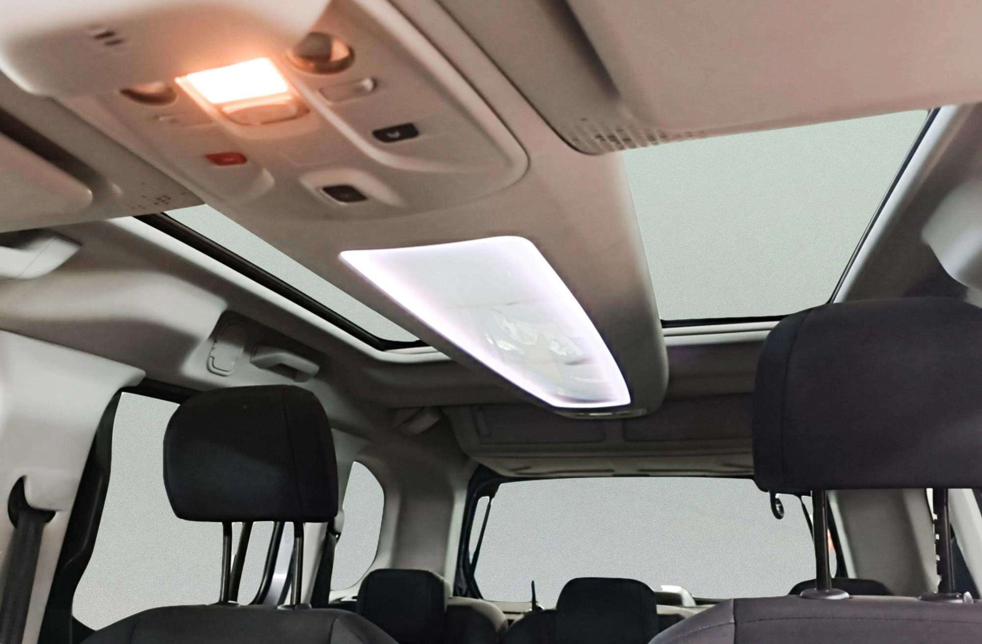 Citroën Berlingo BlueHDi 130 Talla M Shine - foto 5