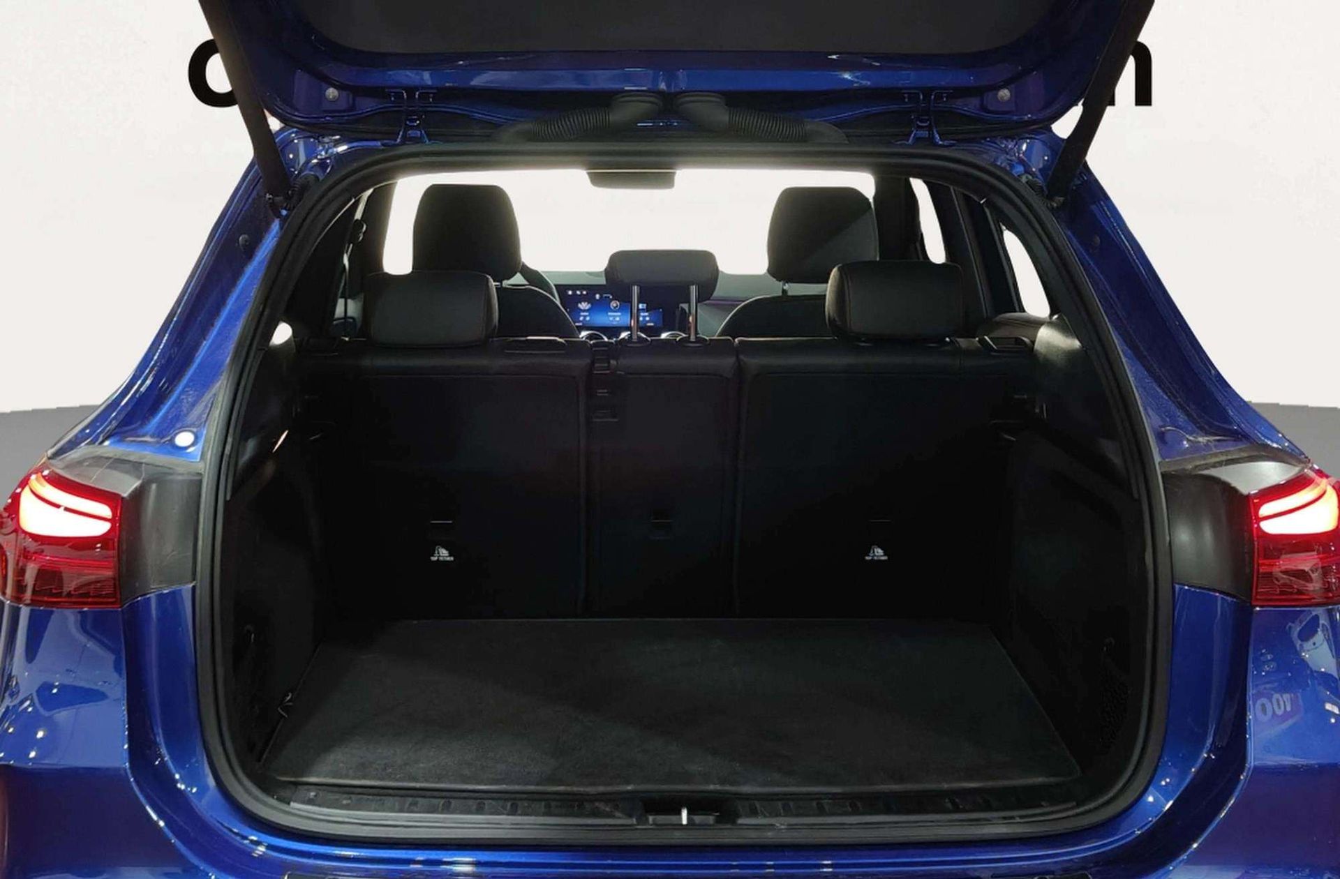 Mercedes-Benz GLA 200 d Pack AMG - foto 20