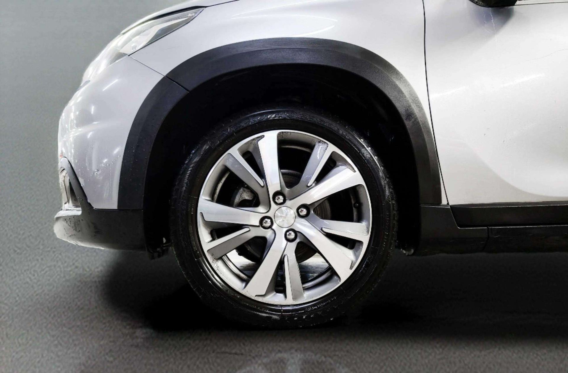 Peugeot 2008 PureTech 110 Allure EAT6 - foto 41