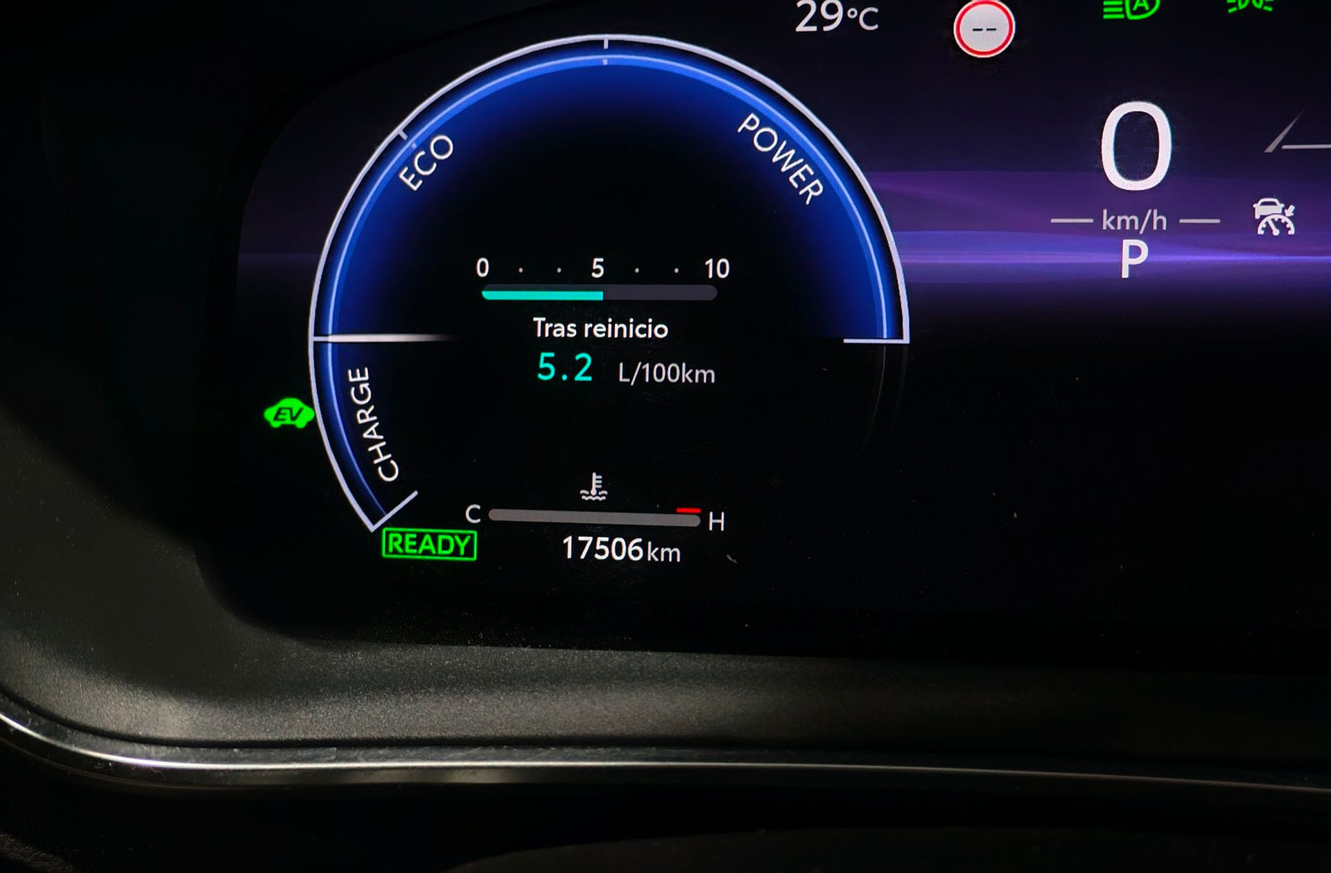 Toyota Corolla Touring Sports 140H Style - foto 11